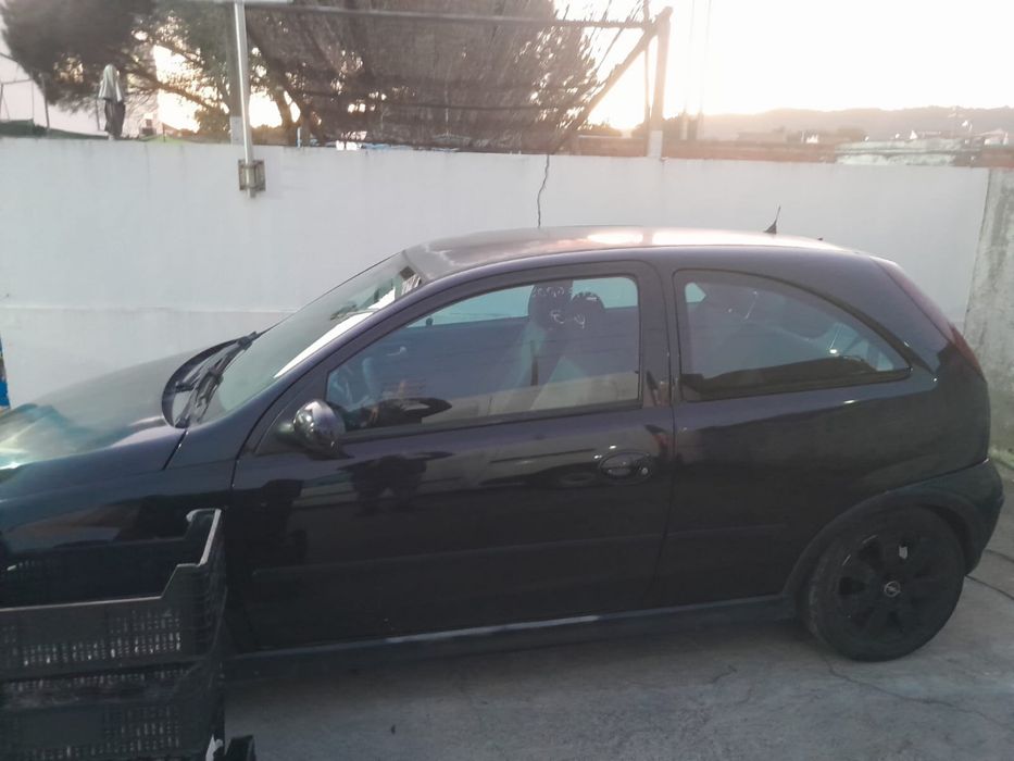 OPEL Corsa.
