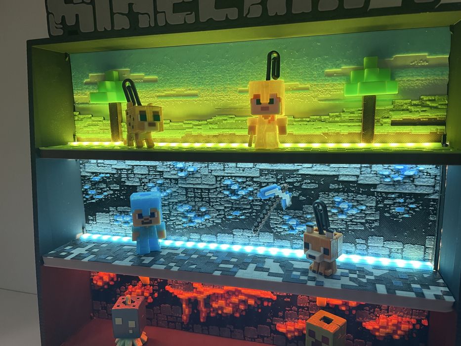 Полиця для фігурок Kinder Joy Minecraft з LED-підсвіткою на батарейках