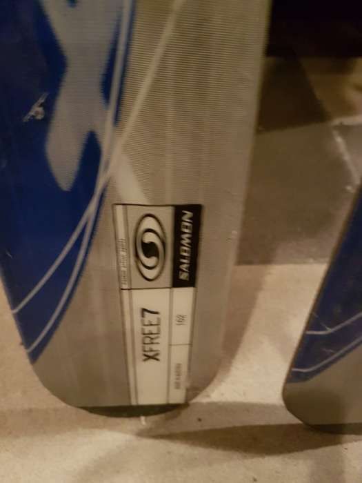 Narty Salomon XFREE 7 z wiązaniami Salomon.