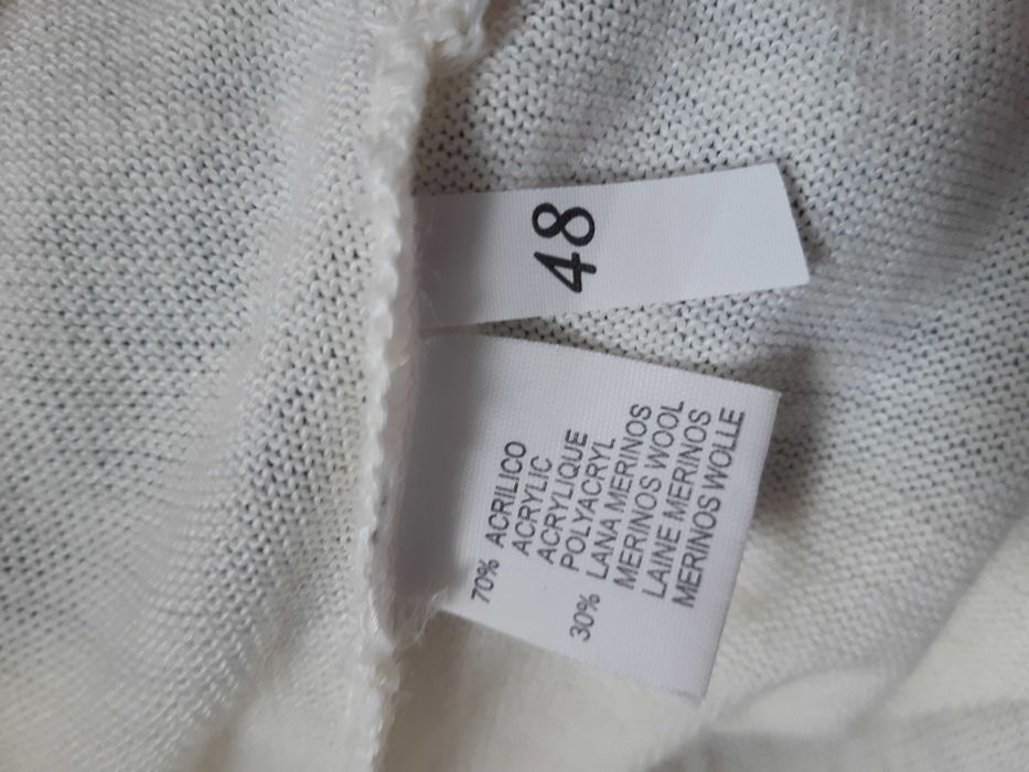 Базовая  майка смесь акрила и мериносовой шерсти james lakeland италия