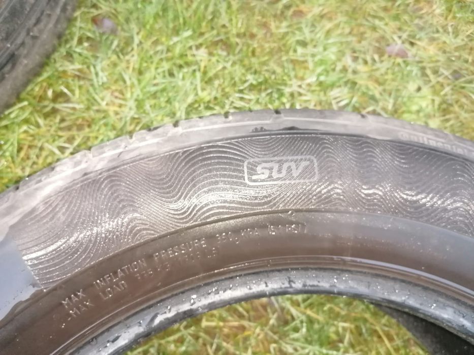 Komplet Opon Continental conti premium contact 5 rozm.225/60/ 17