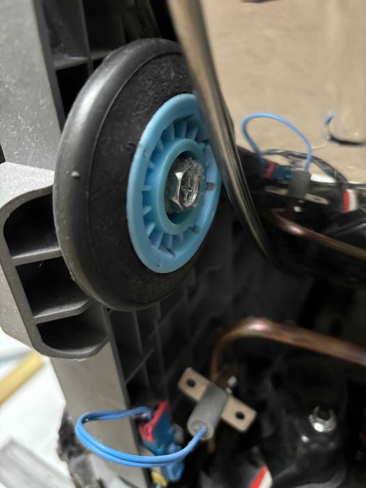 Rolka bębna do suszarki Samsung Model DV90M52003W