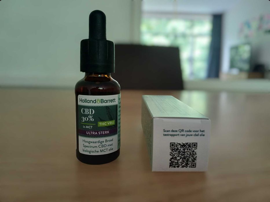 Holland & Barrett Olejek CBD 30% 30 ml Oryginalny