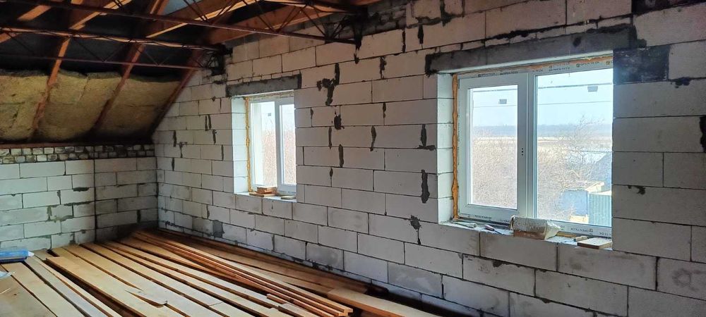 Продам будинок 15 км від Черкас в селі Леськи