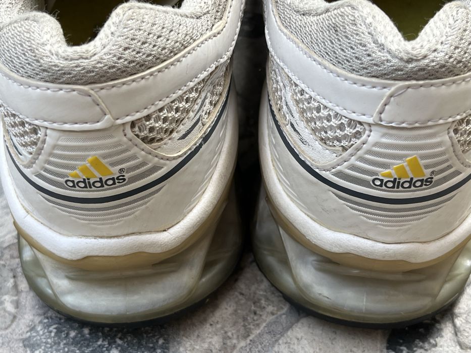 Кросівки Adidas boost p6.5