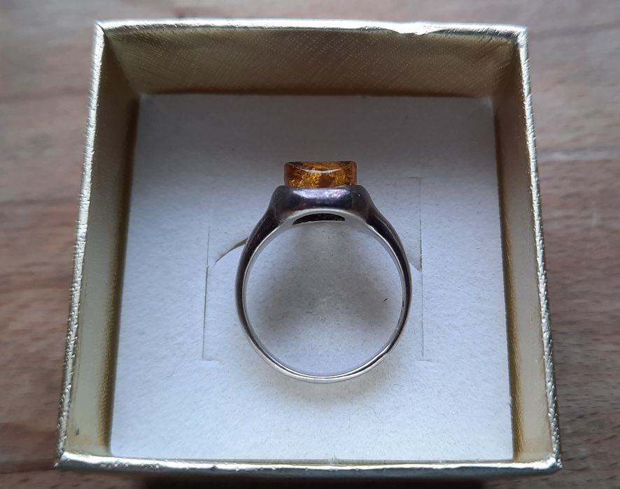 Biżuteria pierścionek zawieszka bursztyn srebro zestaw