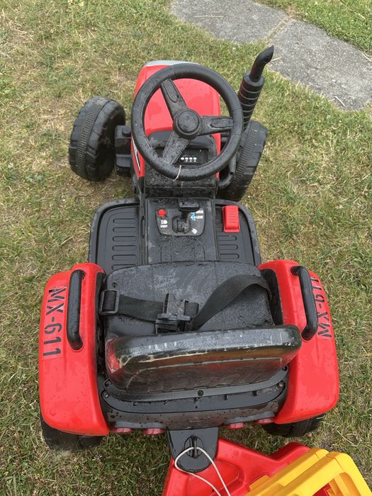 Auto zabawka traktor