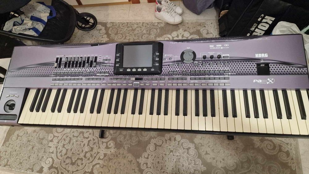 Vendo korg PA3x em bom estado
