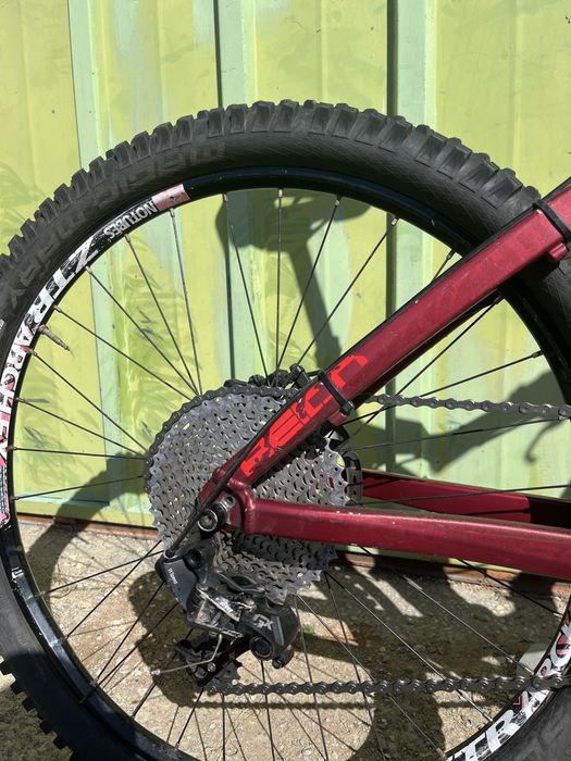 Bicicleta enduro Giant Reign 2012