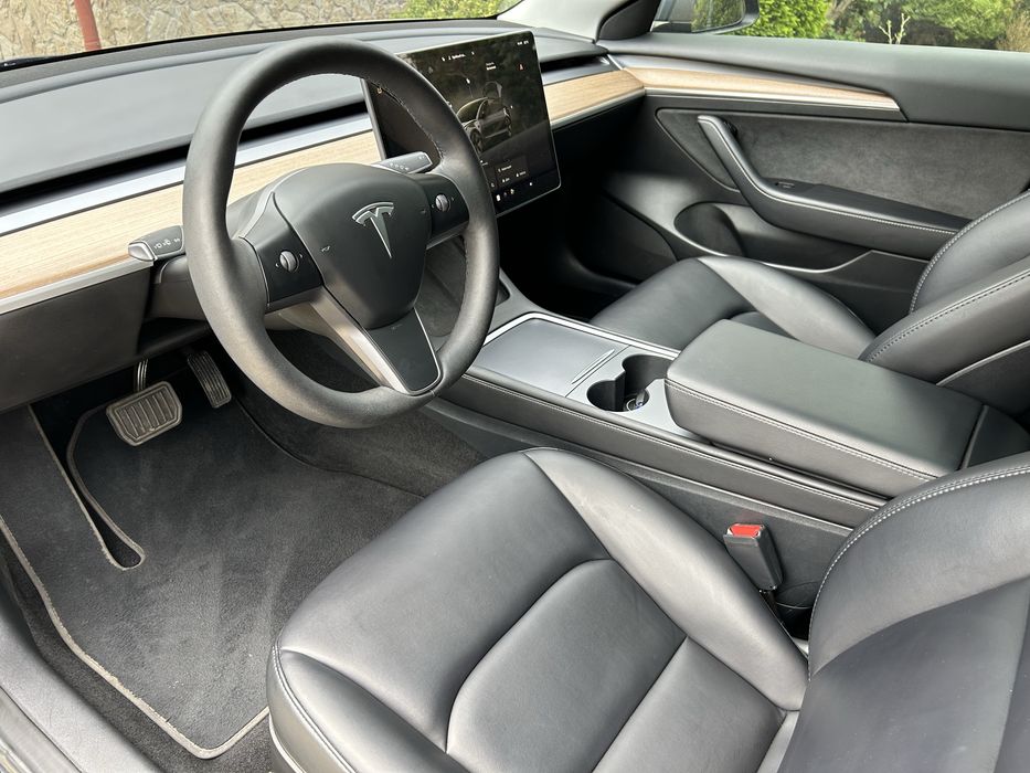 Tesla Model 3  36000км пробіг