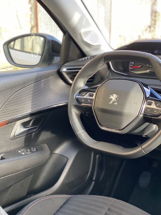 Peugeot 208 1.2 Puretech Active (Financiamento)