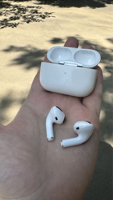Air pods pro первого поколения