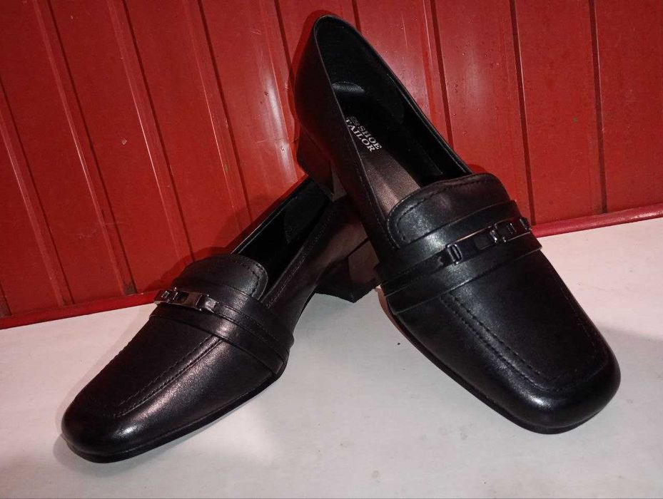 Продам Туфлі The SHOE Tailor р.41