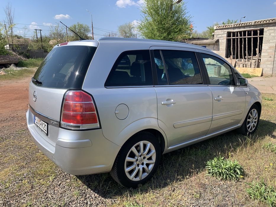 Авто для ЗСУ  Опель  Зафира В 1,9дизель