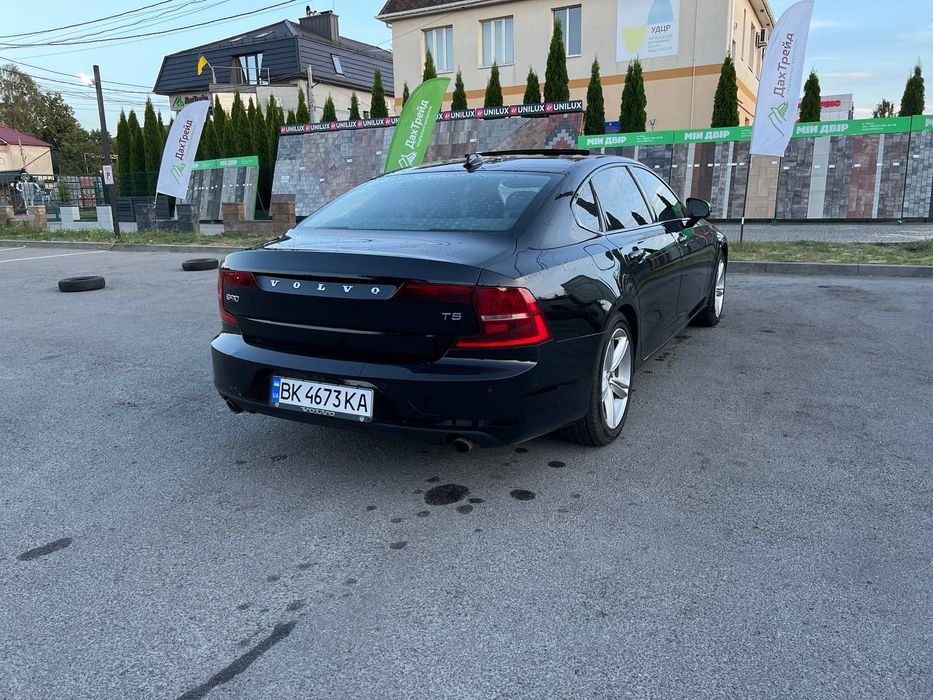 Продам Volvo S90