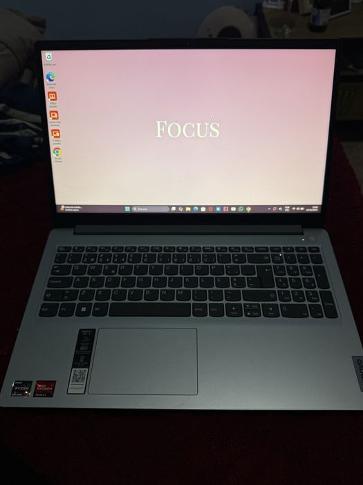 Notebook Lenovo IdeaPad 1 15” | Ryzen 7 | 16GB RAM | SSD | Windows 11