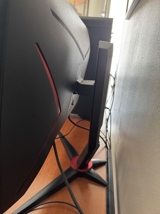 PC Gaming + Monitor AOC + Periféricos | Ryzen 5, RX 580 8GB, 16GB RAM, 1.1TB SSD/HDD