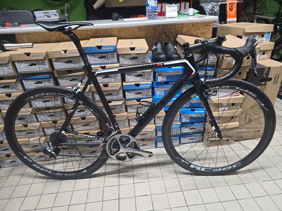 Focus izalco max topo de gama dura ace