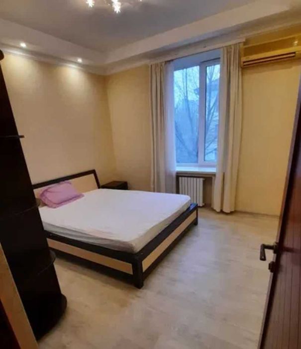 2 кім в ЦЕГЛІ з кухнею 10 м2 район НЕЗАЛЕЖНОСТІ (ТИТОВА) (717257)