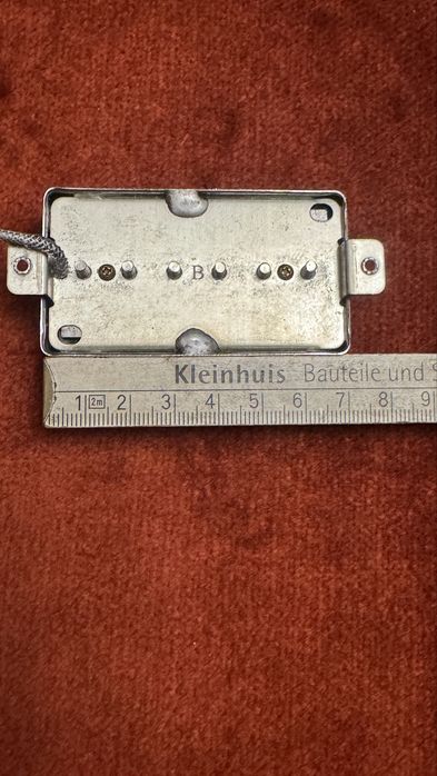 Przetwornik P90 w obudowie humbuckera - Bridge (52-53mm)