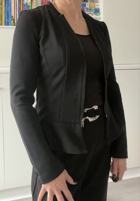 Żakiet z baskinką Vero Moda s/m