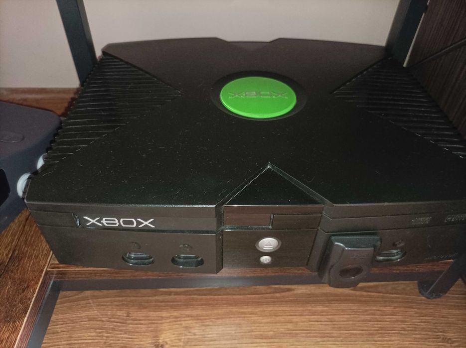 Xbox classic z odtwarzaczem dvd