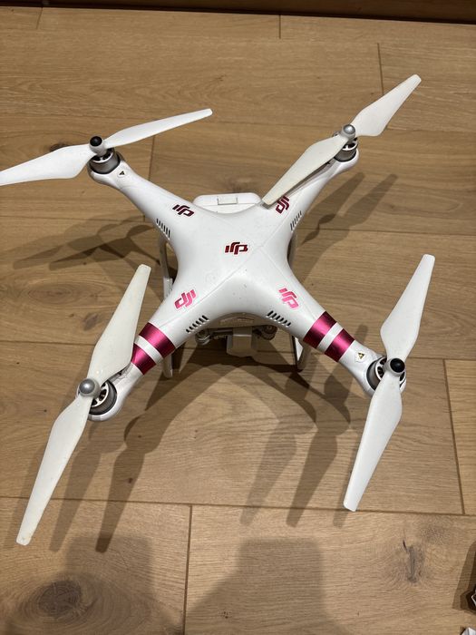 Dron Dij 2 w idealnym stanie.