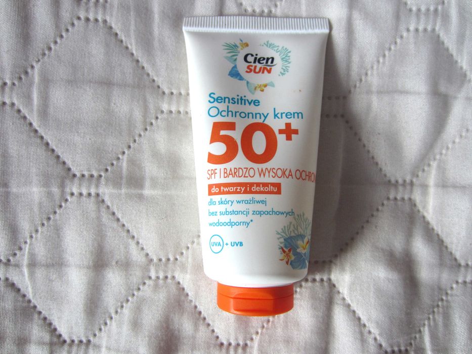 Krem ochronny SPF 50 dla skóry wrażliwej - wysoka ochrona dla skóry twarzy i dekoltu
