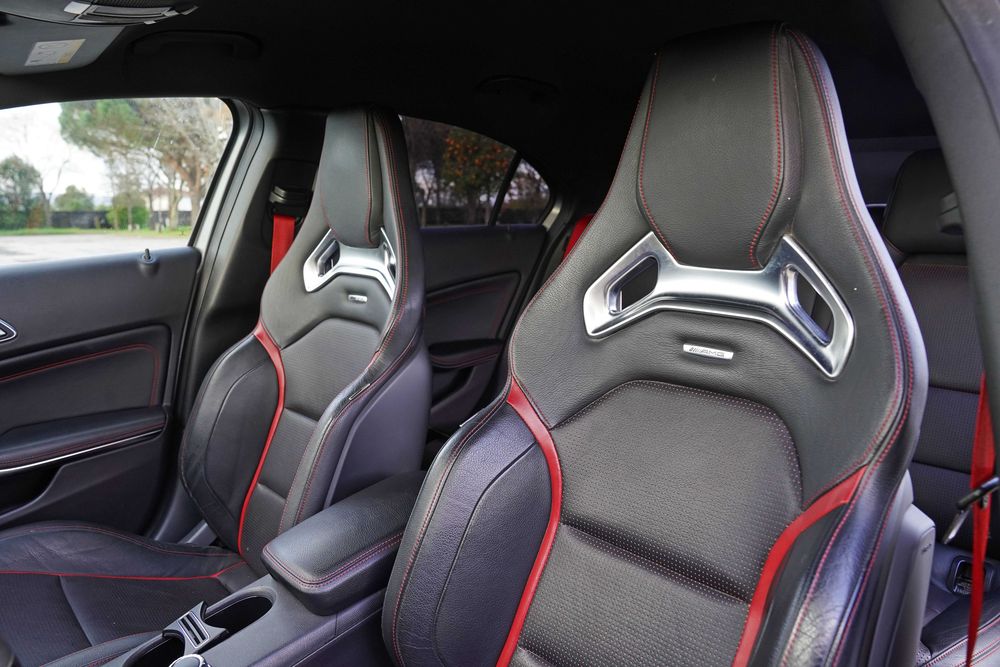 Mercedes A45 AMG