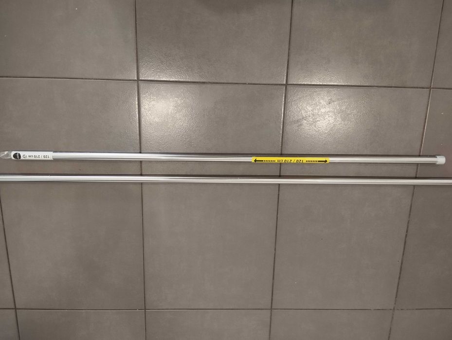 Varões extensíveis e encaixes com as calhas novos - Marca Inspire