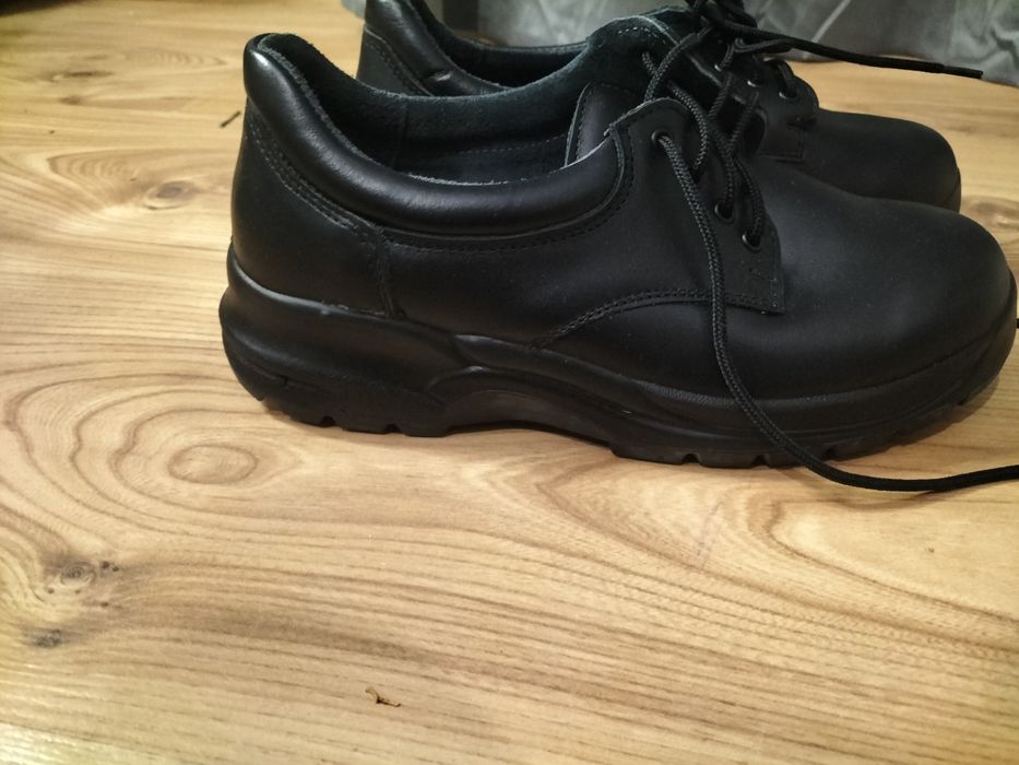 Półbuty Służbowe Skórzane Czarne r. 38
