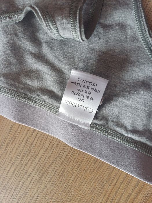 Majtki bielizna stringi szare nowe Calvin Klein L
