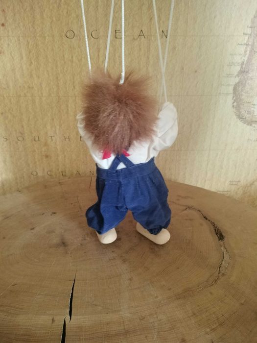 stara marionetka, nr 3.