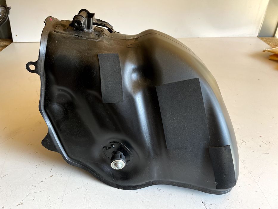 zbiornik paliwa bak  POMPA Honda cbr600rr pc69 20-25