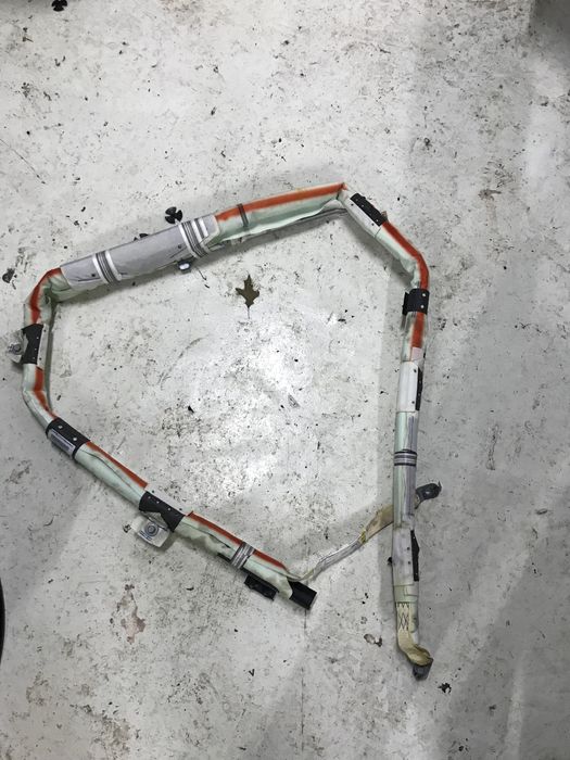 Штора правая левая Jeep Cherokee KL 2018 2019 2020 2021 2022