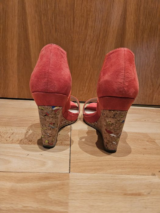 Sandały damskie na koturnie roz. 37