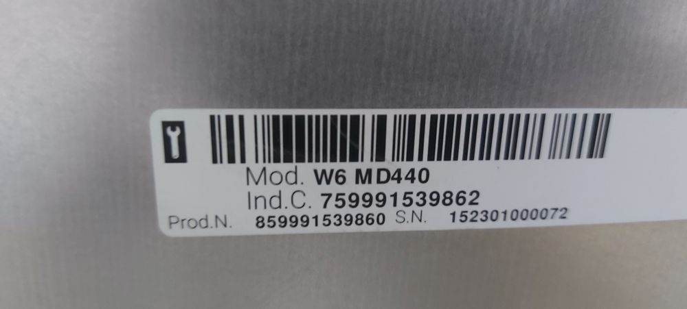Мікрохвильова піч вбудована Whirpool W6 MD 440