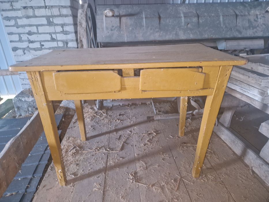 Stary Stół zabytkowy