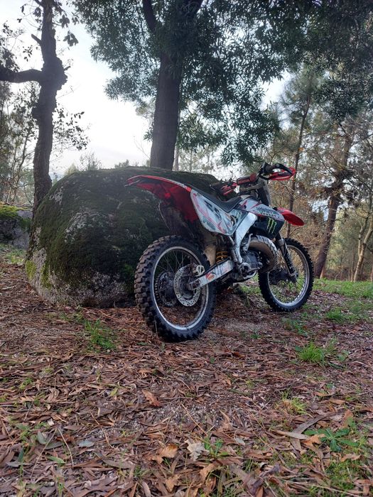 Vendo honda Cr125 de 1998