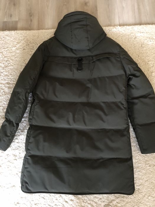 Пуховик Armani новый XXL