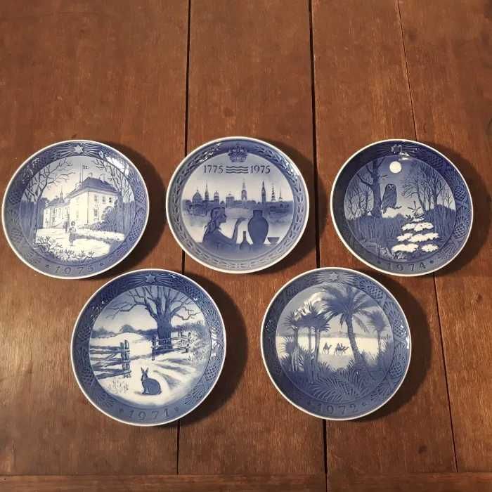 Kolekcjonerski talerz dekoracyjny kobaltowy Royal Copenhagen 1775