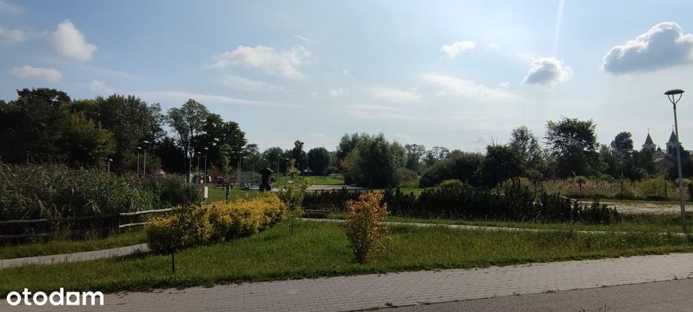Borzęcin Duży działka bud. blisko szkoły i parku.