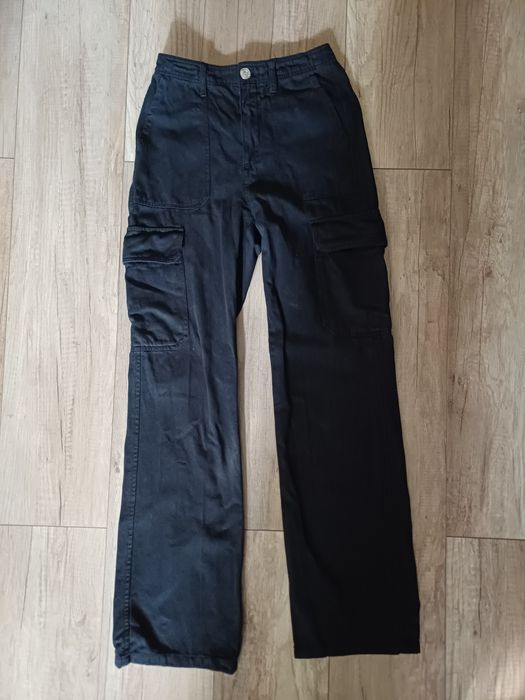 Spodnie bojówki (np: mundur harcerski)