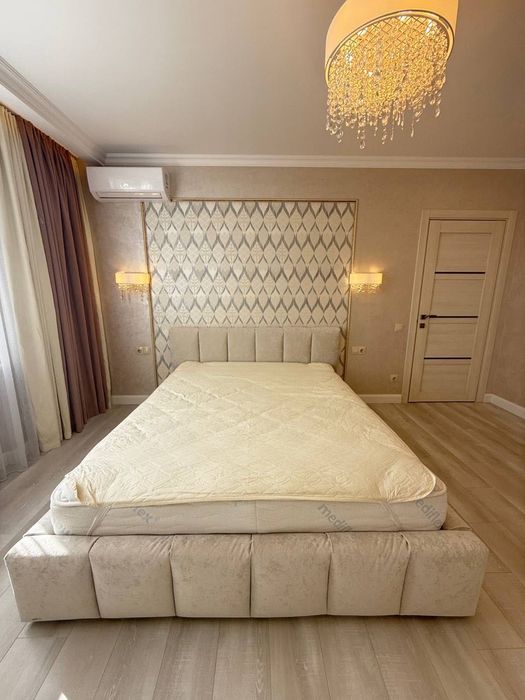 Продаж 2-кімнатної квартири 78 м вул. Липківського, 37-Б ЖК Династія Безнал