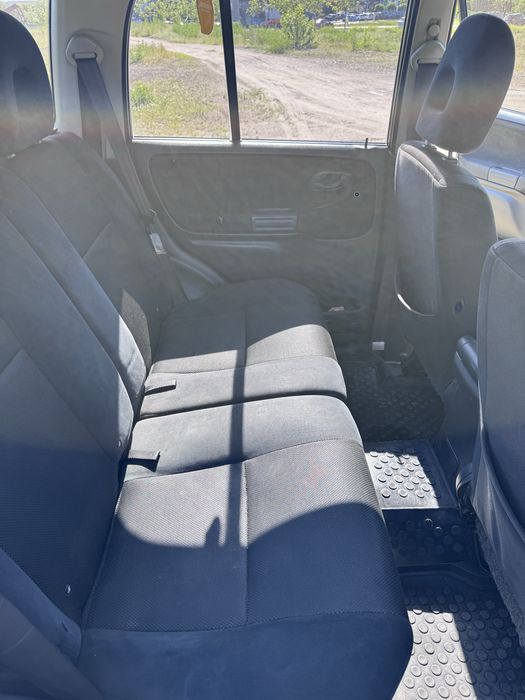 В продажу Suzuki Grand Vitara 2004