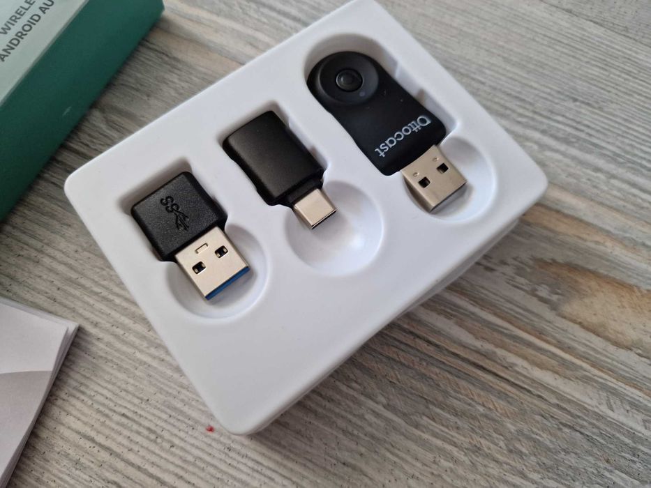 Ottocast dongle mini CarPlay Android Auto Wireless Car Adapter