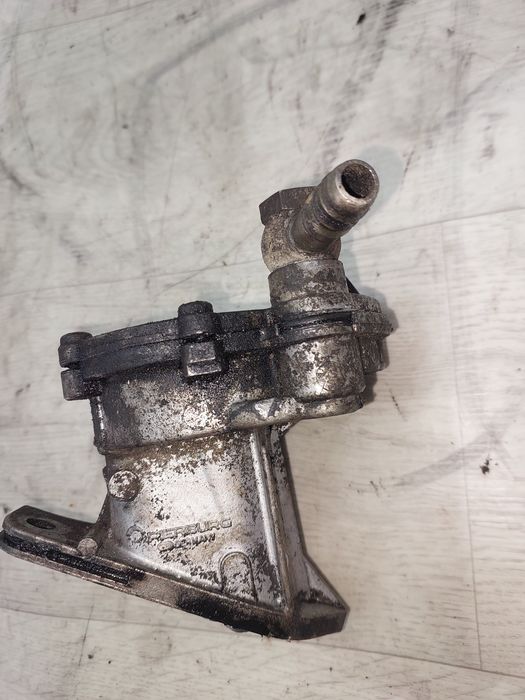 Насос вакуумний фольксваген т4 2.4 2.5 лт 35