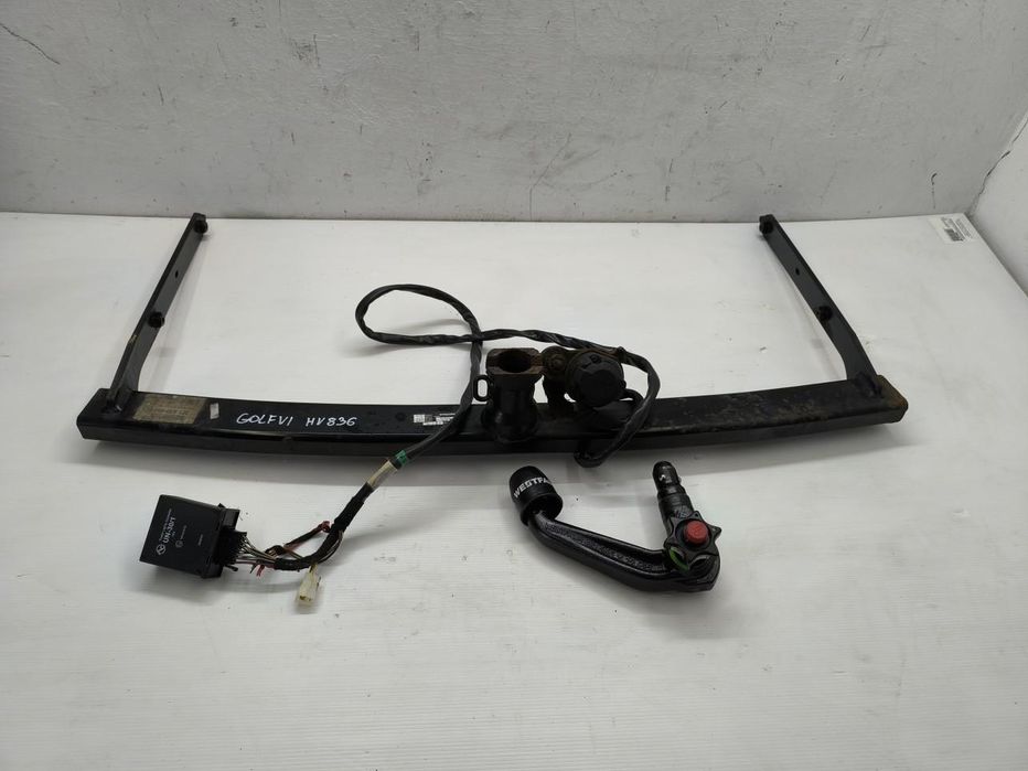 Hak holowniczy kompletny wpinany volkswagen golf vi 6 kombi 3216306000