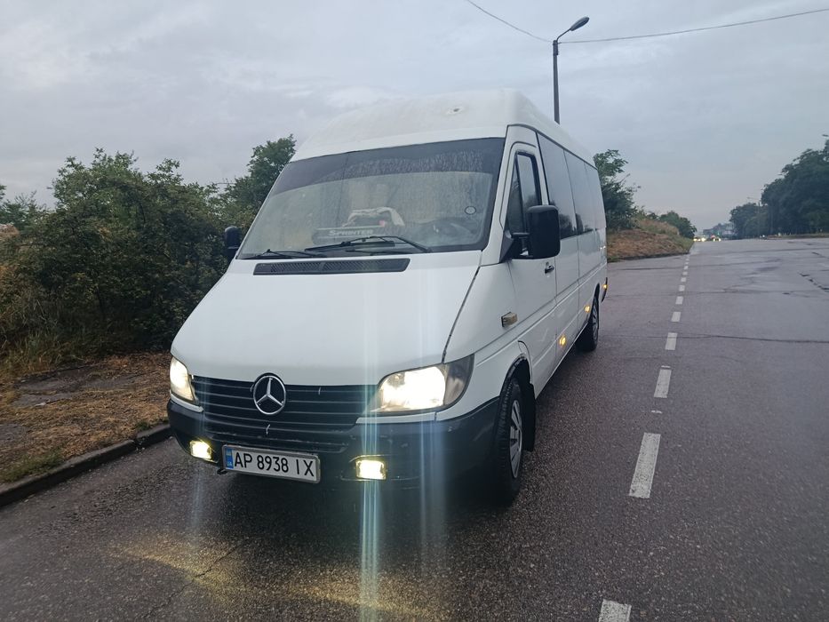 Продам автобус спринтер 313 CDI