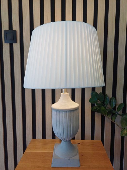 Stylowa lampa salon/sypialnia